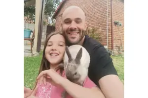 Greg and Micaela Coote with their pet, Saige.